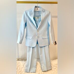 New with tags boys Van Heusen suit